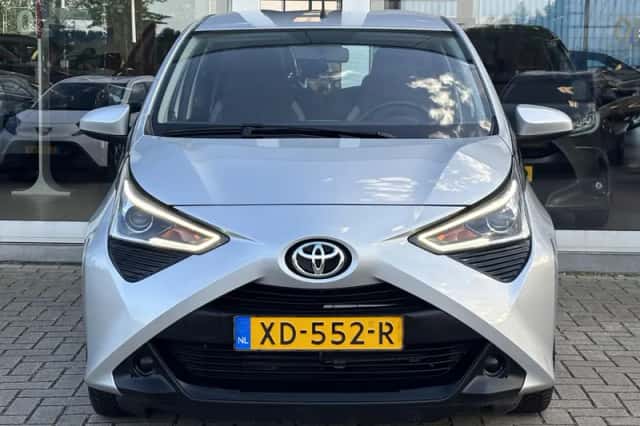 Toyota Aygo (2018) thumbnail 3