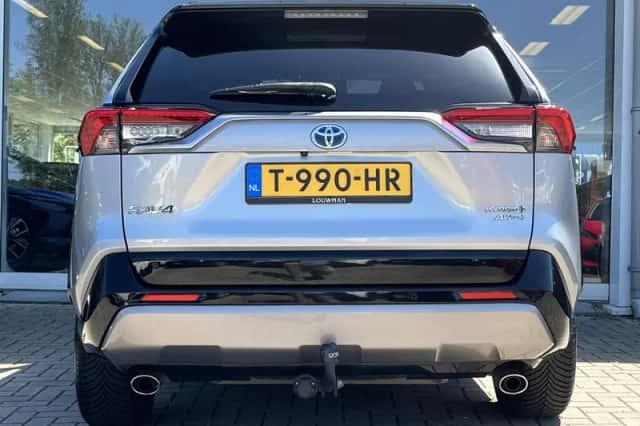 Toyota RAV4 (2019) thumbnail 8