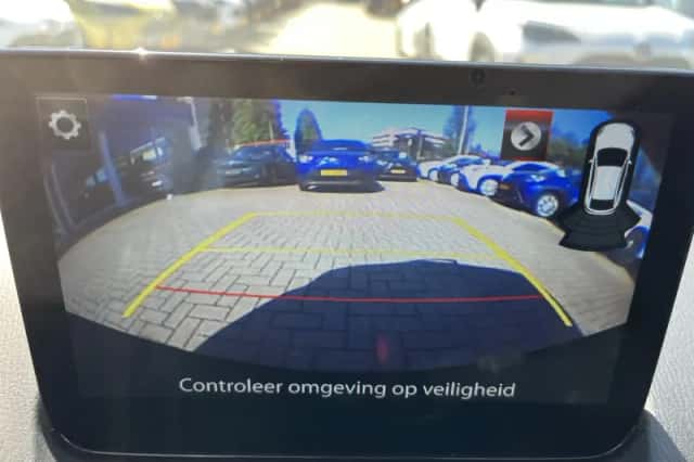 Mazda 2 (2023) thumbnail 25