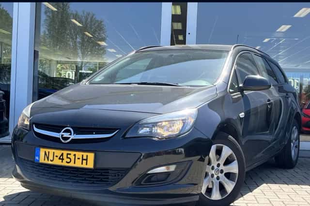 Opel Astra (2015)