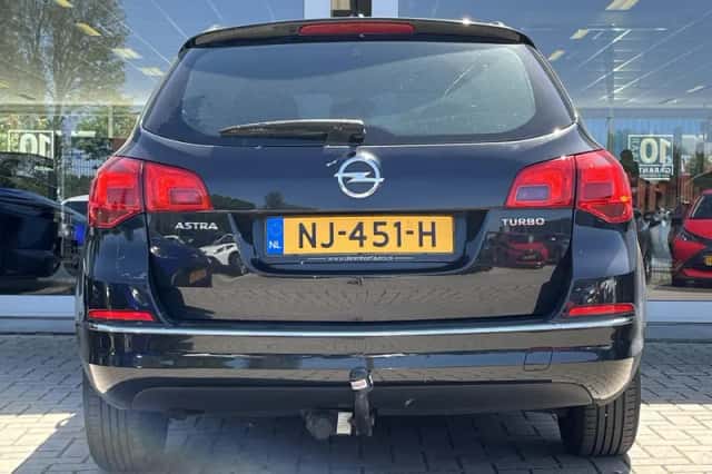 Opel Astra (2015) thumbnail 5