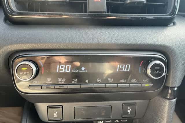 Toyota Yaris (2024) thumbnail 37