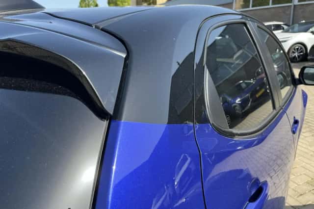 Toyota Yaris (2024) thumbnail 5