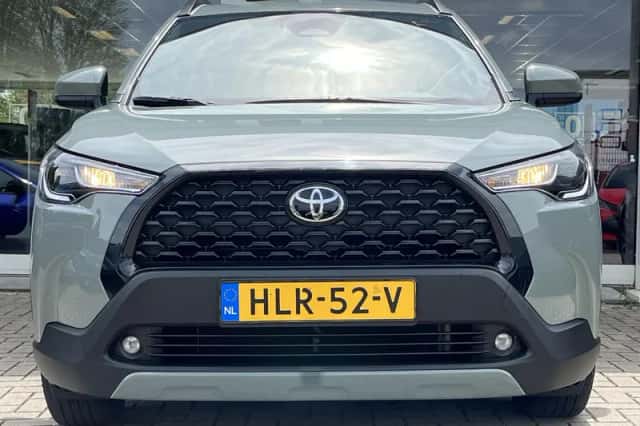 Toyota Corolla (2025) thumbnail 4