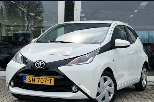 Toyota Aygo (2018) thumbnail 1