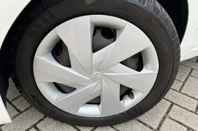 Toyota Aygo (2018) thumbnail 2