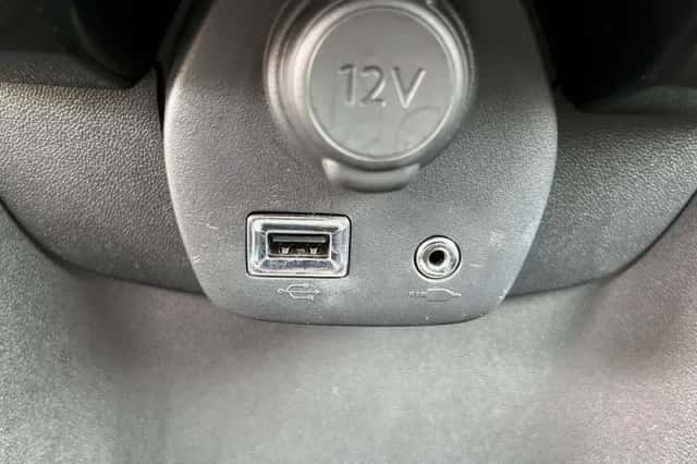 Toyota Aygo (2018) thumbnail 28
