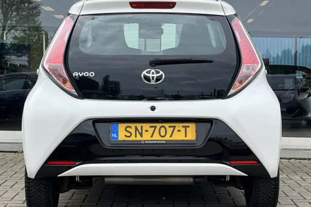 Toyota Aygo (2018) thumbnail 7