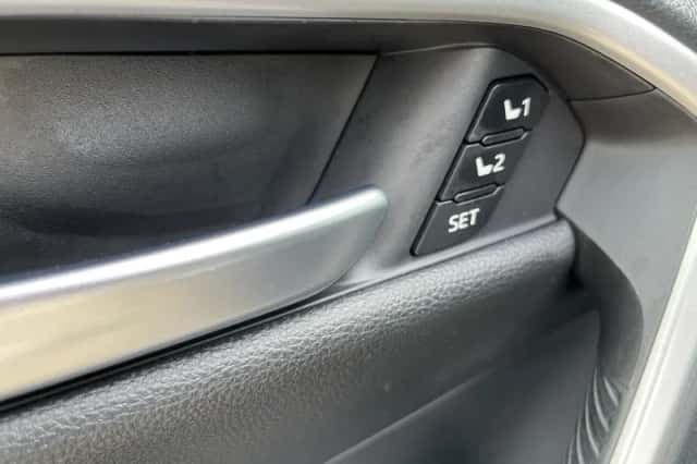 Toyota RAV4 (2020) thumbnail 22