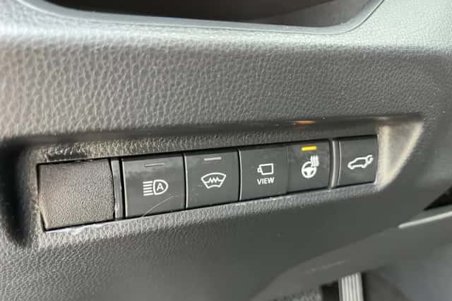 Toyota RAV4 (2020) thumbnail 25