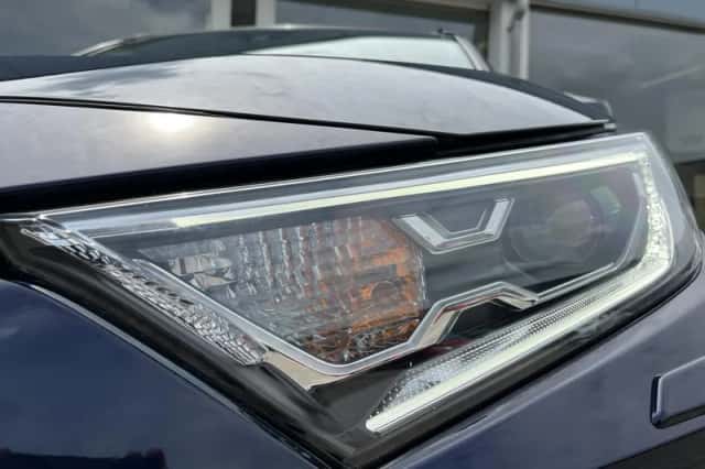 Toyota RAV4 (2020) thumbnail 5