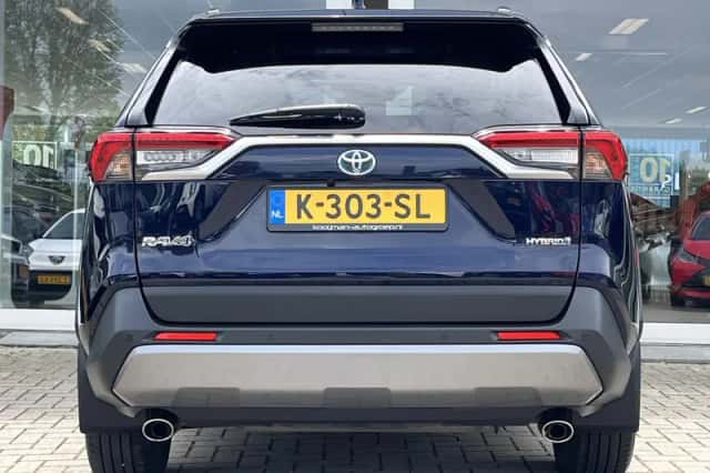 Toyota RAV4 (2020) thumbnail 10