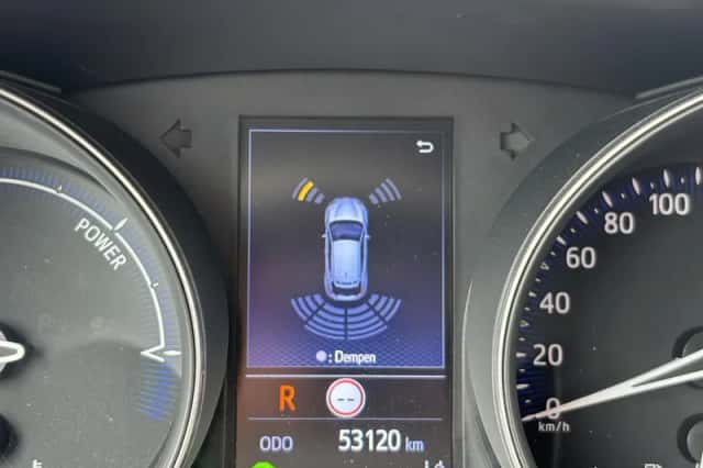 Toyota C-HR (2023) thumbnail 35