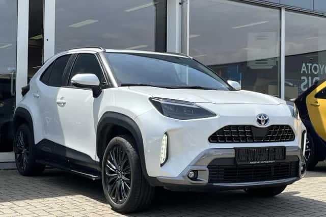 Toyota Yaris Cross (2023) thumbnail 3