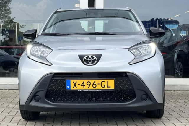 Toyota Aygo (2023) thumbnail 4