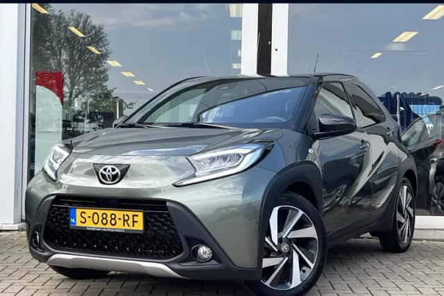 Toyota Aygo (2023) thumbnail 1