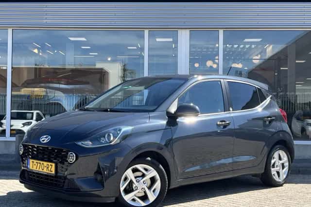 Hyundai i10 (2021) thumbnail 1