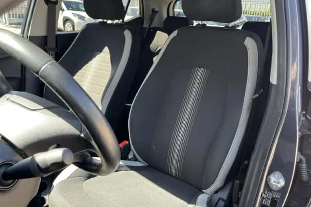 Hyundai i10 (2021) thumbnail 2