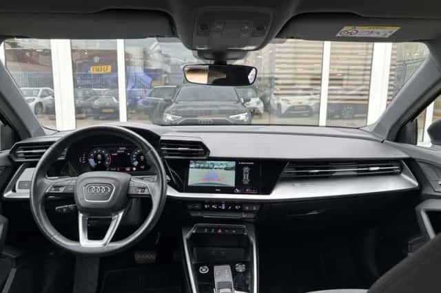 Audi A3 (2021) thumbnail 2