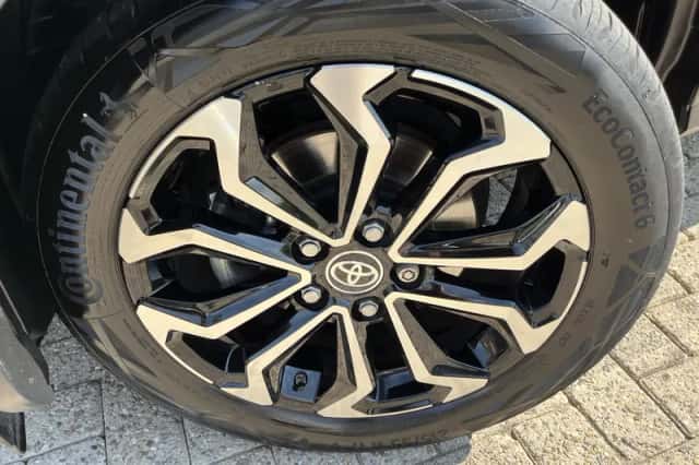 Toyota Yaris Cross (2023) thumbnail 2