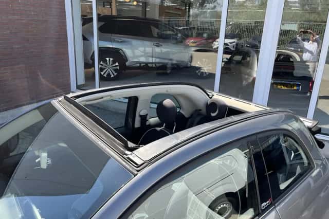 Fiat 500C (2018) thumbnail 4