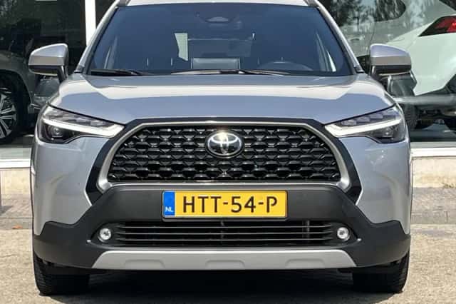 Toyota Corolla Cross (2025) thumbnail 3
