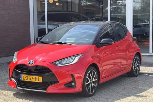 Toyota Yaris (2021) thumbnail 6