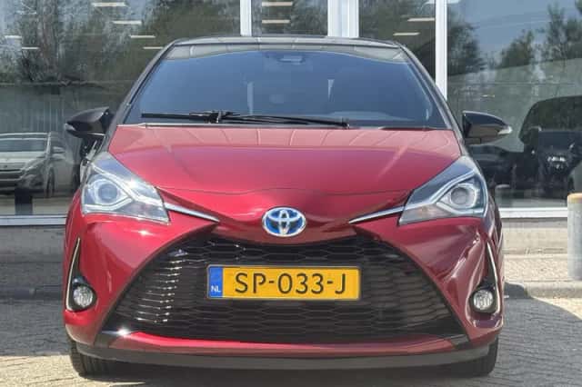 Toyota Yaris (2018) thumbnail 4