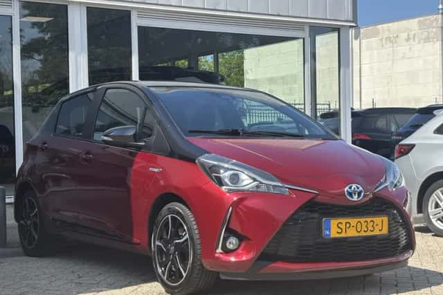 Toyota Yaris (2018) thumbnail 5