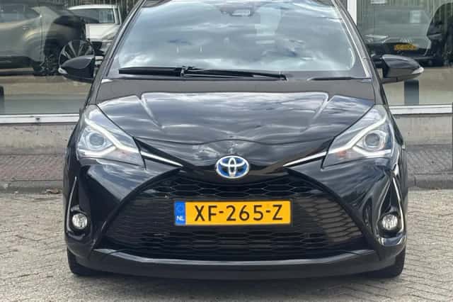 Toyota Yaris (2018) thumbnail 4