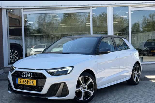 Audi A1 (2023) thumbnail 1