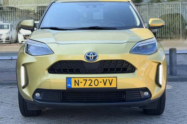 Toyota Yaris Cross (2022) thumbnail 3