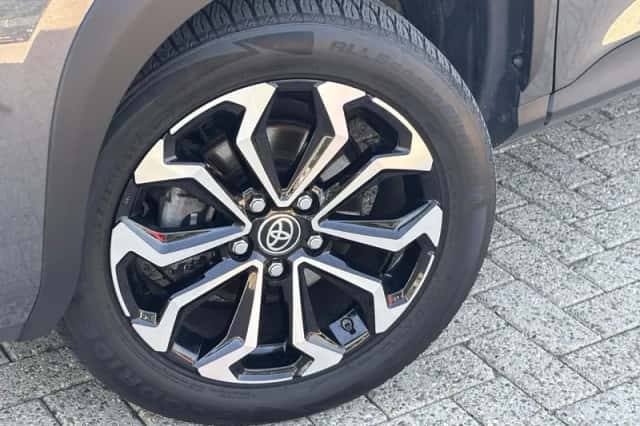 Toyota Yaris Cross (2025) thumbnail 2