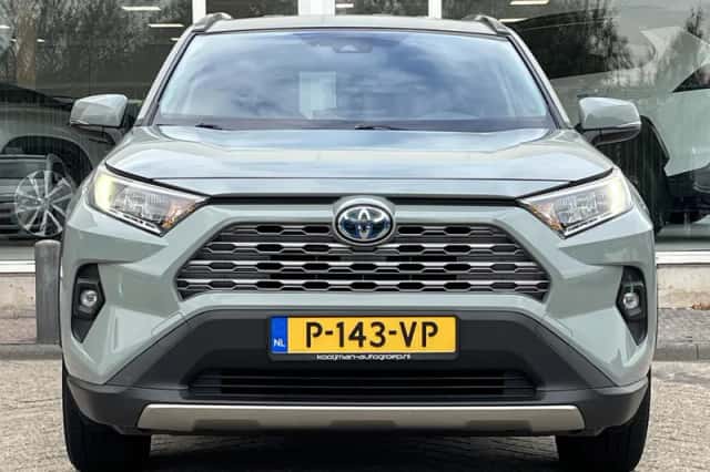 Toyota RAV4 (2022) thumbnail 4