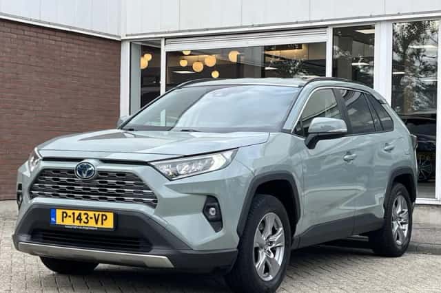 Toyota RAV4 (2022) thumbnail 6