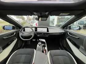 Kia EV6 (2024) thumbnail 12