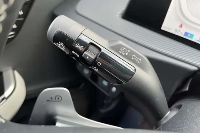 Kia EV6 (2024) thumbnail 19