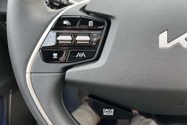 Kia EV6 (2024) thumbnail 21