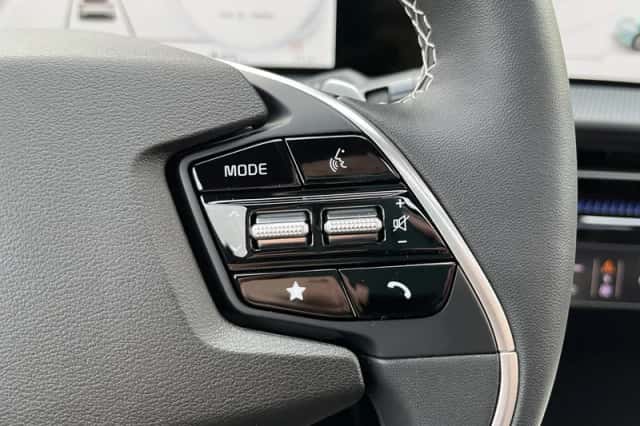 Kia EV6 (2024) thumbnail 22