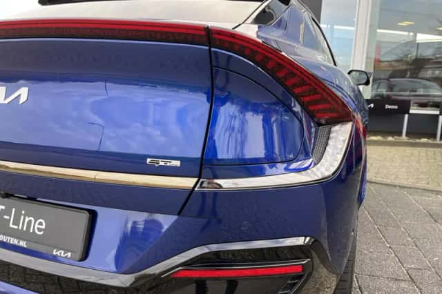 Kia EV6 (2024) thumbnail 4