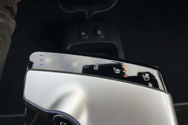 Kia EV6 (2024) thumbnail 31