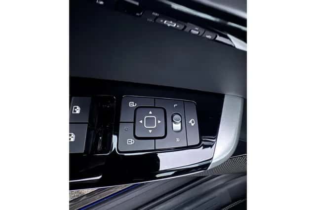 Kia EV6 (2024) thumbnail 18