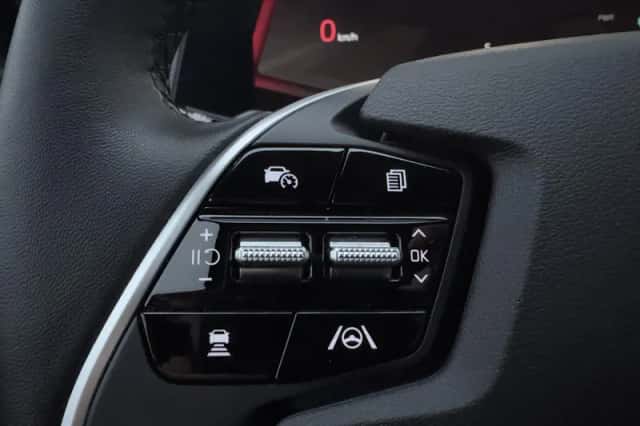 Kia EV6 (2024) thumbnail 25