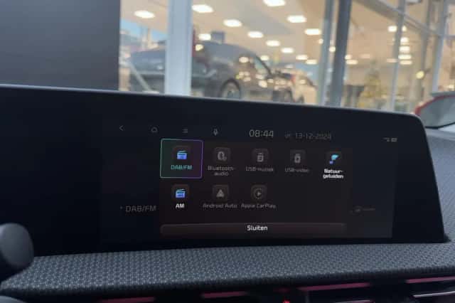 Kia EV6 (2024) thumbnail 32