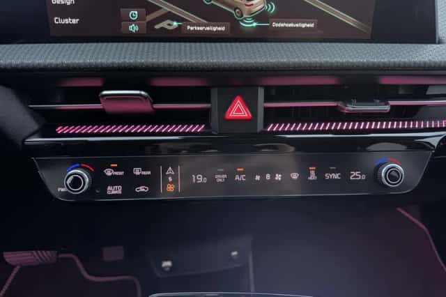Kia EV6 (2024) thumbnail 34