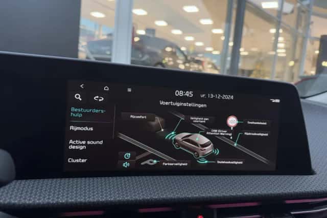 Kia EV6 (2024) thumbnail 36