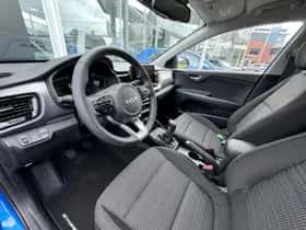 Kia Stonic (2025) thumbnail 6