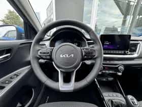 Kia Stonic (2025) thumbnail 9