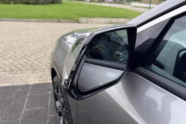 Kia Niro (2024) thumbnail 3