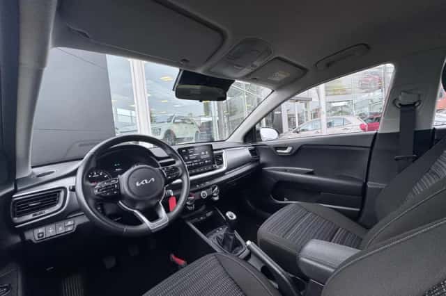 Kia Stonic (2023) thumbnail 11